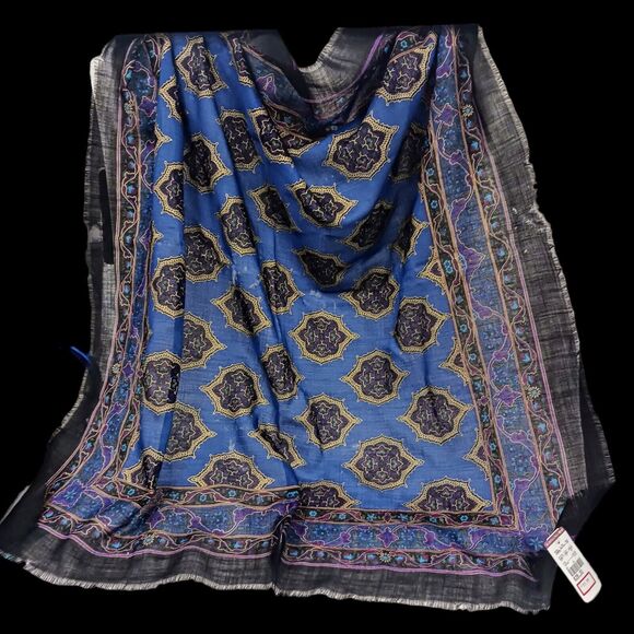 VNT AMANDA SMITH Scarf Wool Back Navy Paisely Baroque Flawed good for CRAFTING - Picture 1 of 14